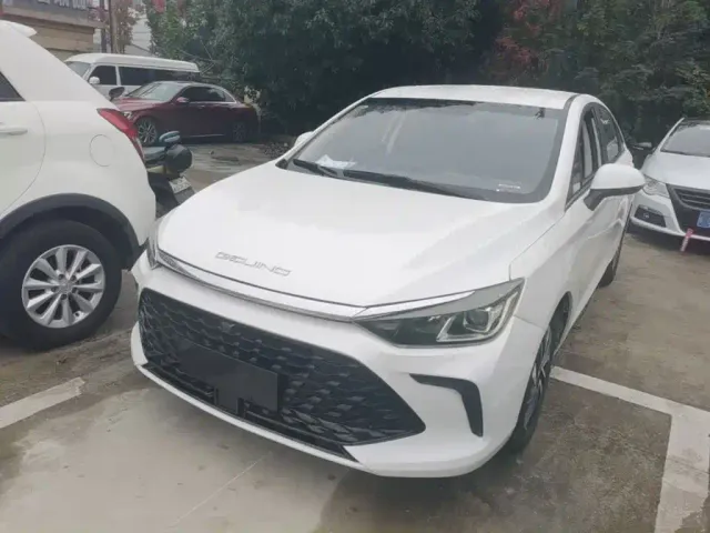 Фотография автомобиля — BAIC Beijing U5 PLUS