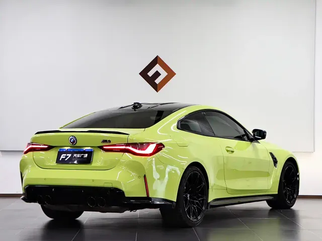 BMW M4 — Фото автомобиля 6
