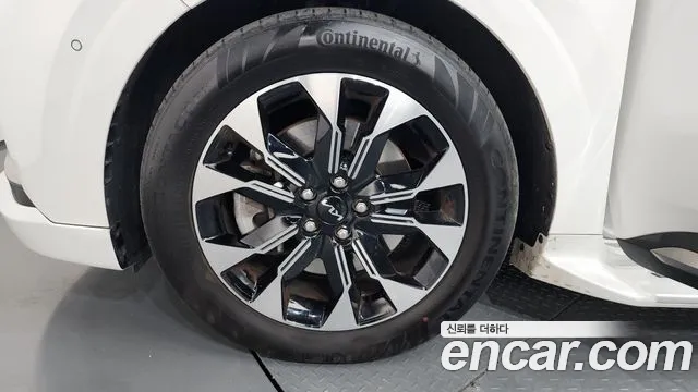 Kia Canival Carnival 4 поколение Дизель 9 мест Hi-Limousine — Фото автомобиля 5