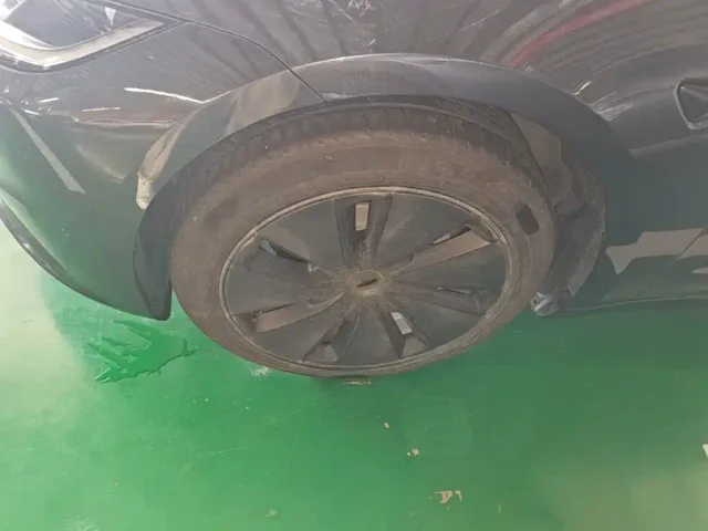 Tesla Model 3 2023 Rear-Wheel Drive — Фото автомобиля 22