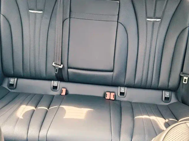 Hongqi H5 — Фото автомобиля 10