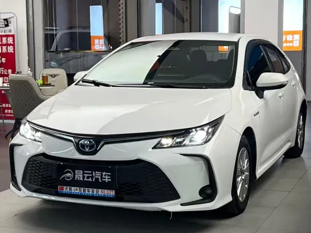 Фотография автомобиля — Toyota Corolla