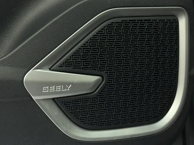 Geely Vision X6 — Фото автомобиля 19