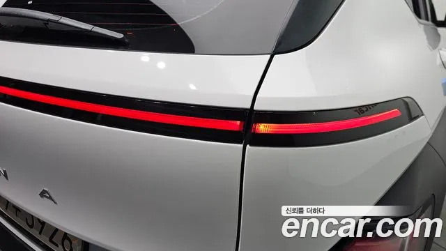 Hyundai Kona — Фото автомобиля 8