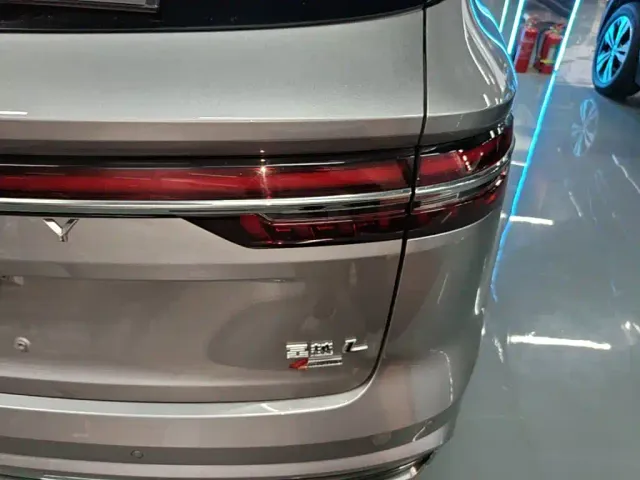 Geely Xingyue L — Фото автомобиля 7