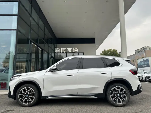 BMW X1 — Фото автомобиля 5