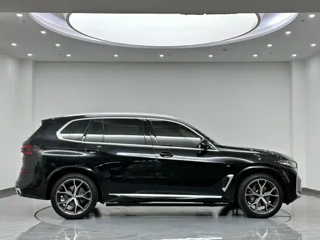 BMW X5 — Фото автомобиля 3