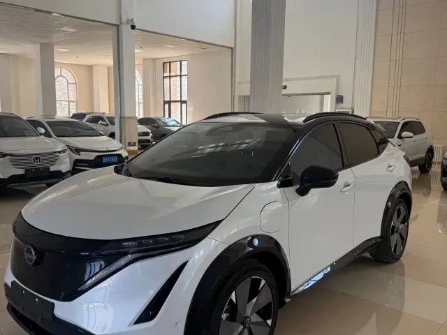 Nissan Ariya — Фото автомобиля 3