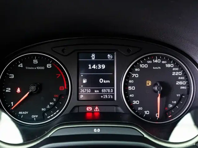 Audi Q2L — Фото автомобиля 13