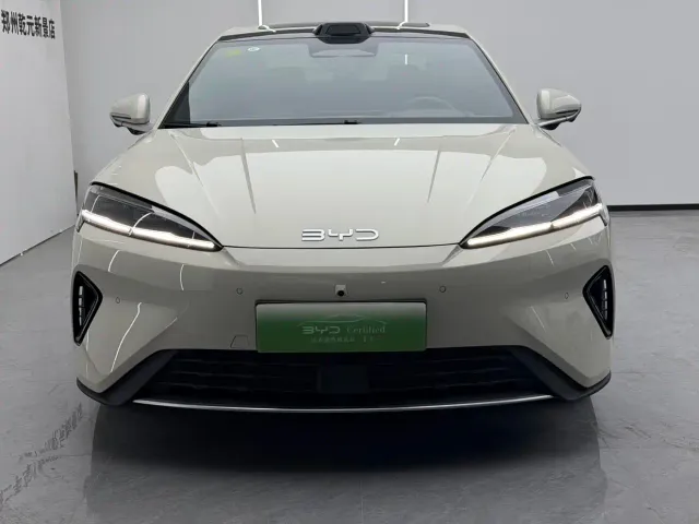 BYD Seal 07 DM-i — Фото автомобиля 2