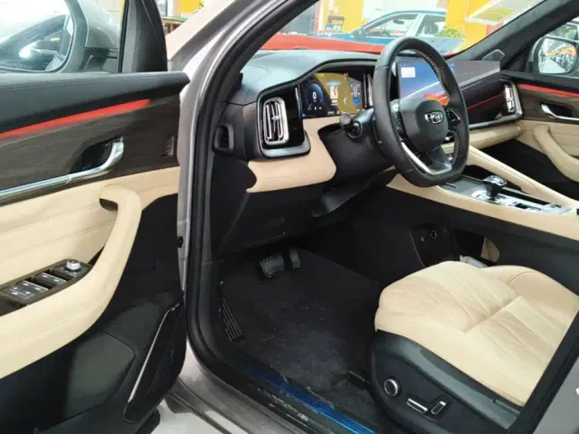 Geely Xingyue L — Фото автомобиля 15