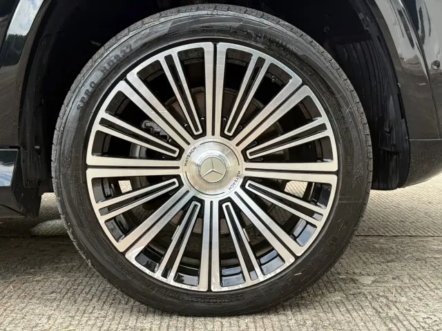 Mercedes-Benz GLS-Class — Фото автомобиля 17