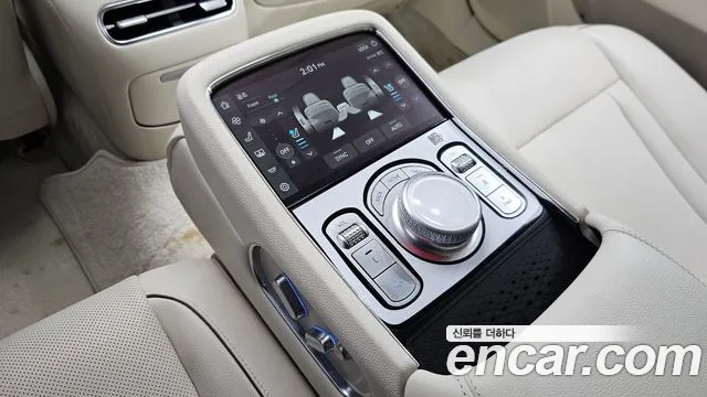 Genesis G90 Бензин 3.5 турбо AWD — Фото автомобиля 19