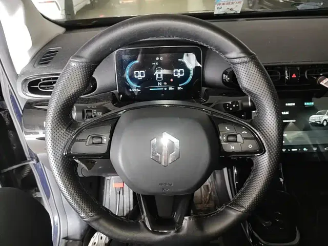 Leapmotor T03 — Фото автомобиля 10