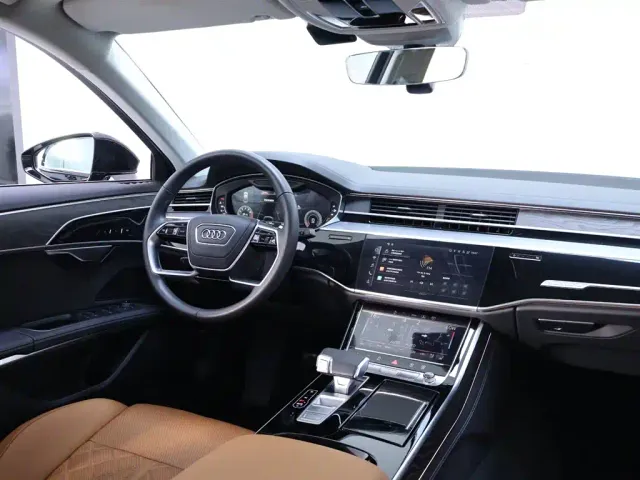 Audi A8 — Фото автомобиля 14