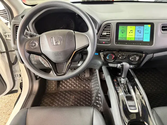 Honda Vezel — Фото автомобиля 6