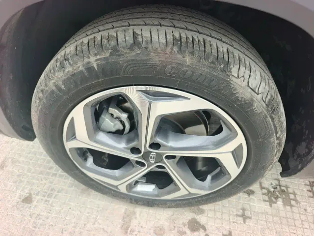 Geely Xingyue L — Фото автомобиля 5
