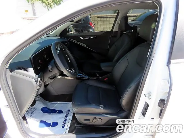 Kia Niro The All New — Фото автомобиля 10