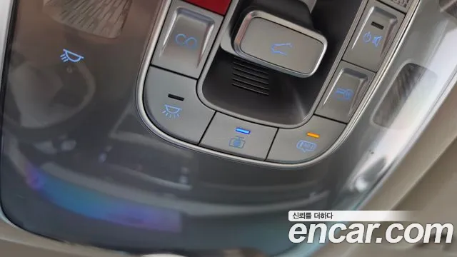 Genesis GV80 — Фото автомобиля 21