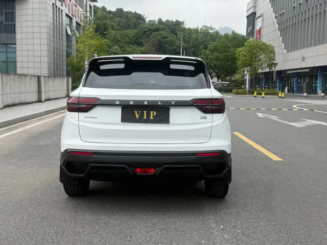 Geely Binyue — Фото автомобиля 8