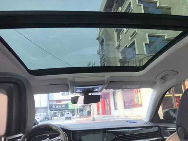 Volkswagen Passat — Фото автомобиля 14