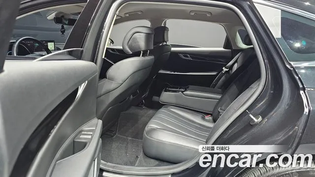 Genesis G80 Бензин 2.5 турбо AWD — Фото автомобиля 3