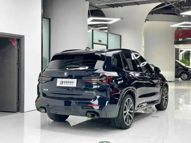 BMW X3 — Фото автомобиля 12