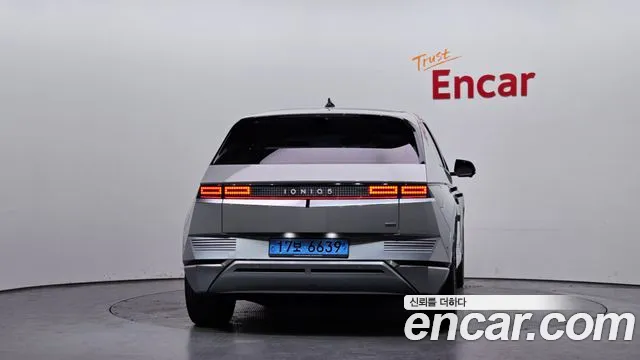 Hyundai Ioniq5 Ioniq5 Long Range AWD — Фото автомобиля 3