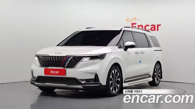 Фотография автомобиля — Kia Carnival Generation 4