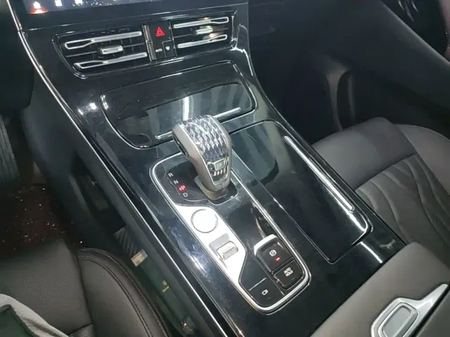 GAC Trumpchi M8 — Фото автомобиля 13