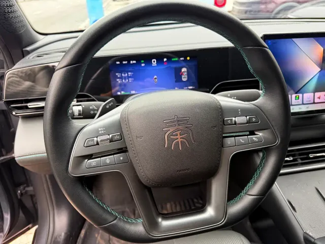 BYD Qin L — Фото автомобиля 16