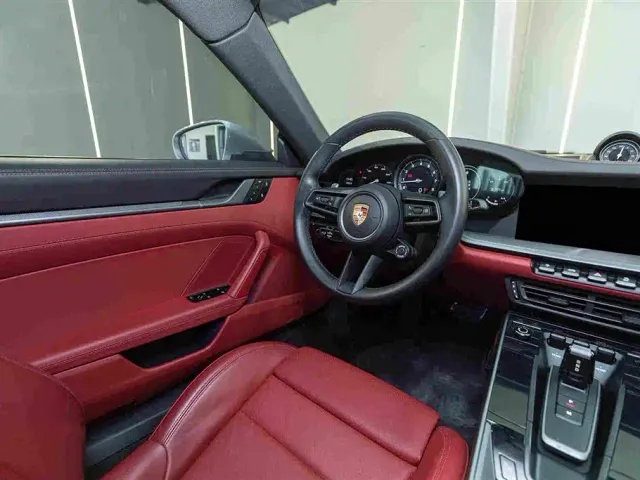 Porsche 911 — Фото автомобиля 15