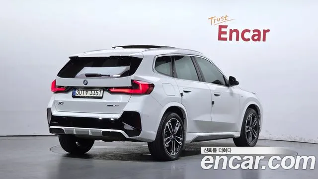 BMW X1 U11 — Фото автомобиля 2