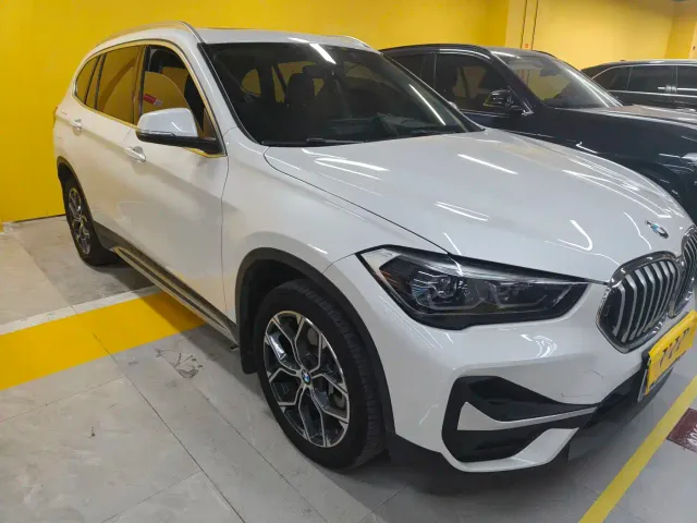 BMW X1 — Фото автомобиля 2