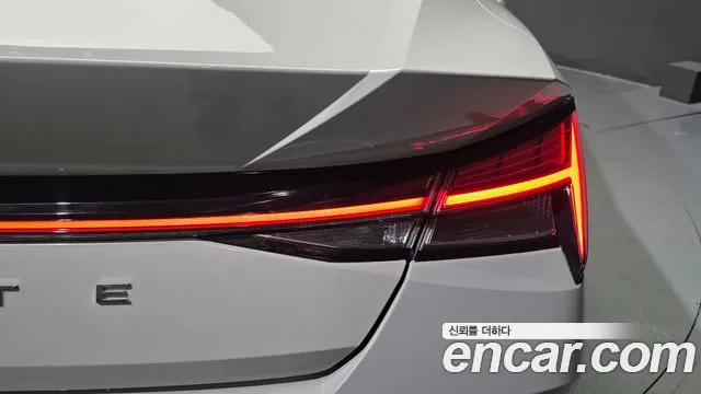 Hyundai AVANTE Avante (CN7) — Фото автомобиля 23