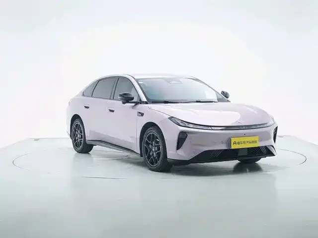 Arcfox S3 — Фото автомобиля 6