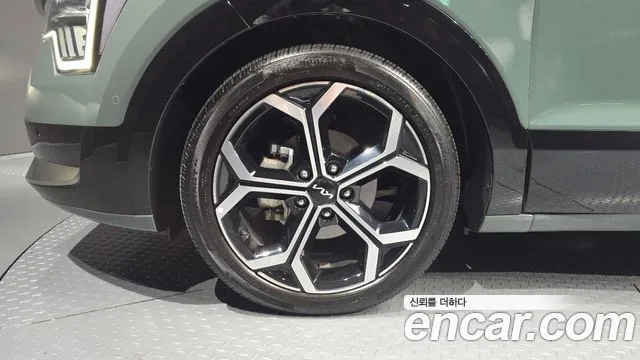 Kia Niro The All New — Фото автомобиля 5