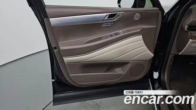Genesis GV80 — Фото автомобиля 13