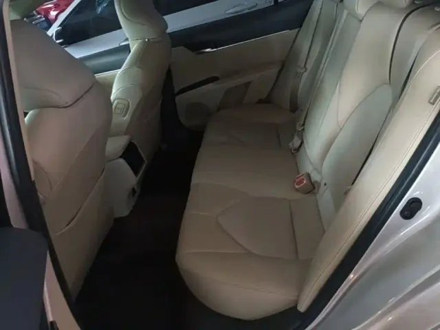 Toyota Camry — Фото автомобиля 16