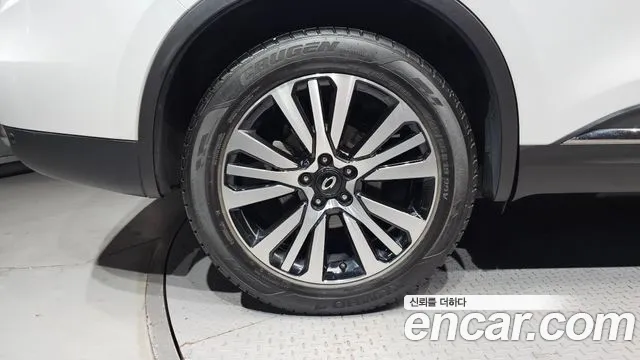 Renault-KoreaSamsung QM6 Новый QM6 2.0 LPe Première 2WD — Фото автомобиля 4