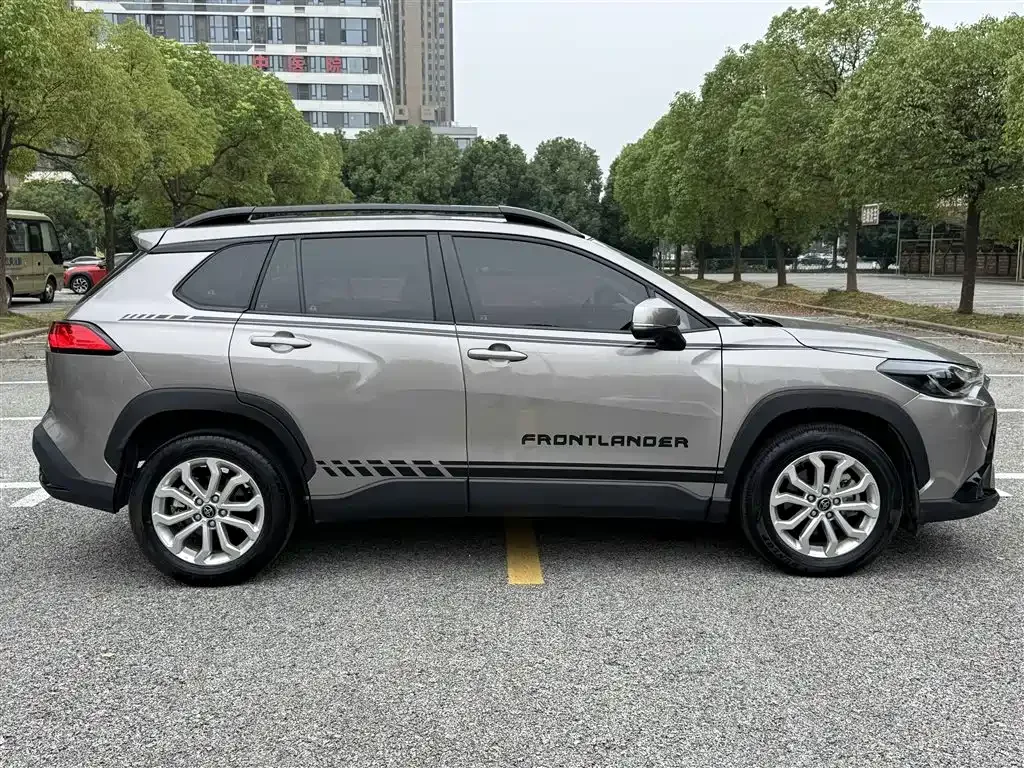 Toyota Frontlander 2024 2.0L CVT Elite Plus Edition — Фото автомобиля 9