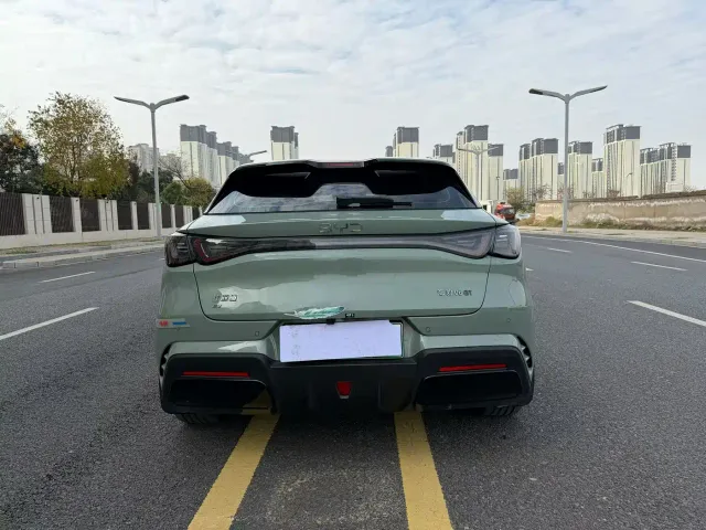 BYD Seal 06 GT — Фото автомобиля 9