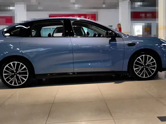 Leapmotor B01 — Фото автомобиля 4