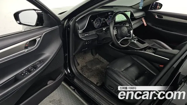 Hyundai Grandeur New — Фото автомобиля 10