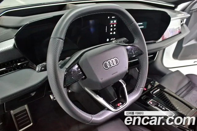 Audi A6 e-Tron — Фото автомобиля 12