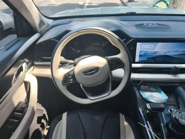 Geely Xingyue L — Фото автомобиля 2