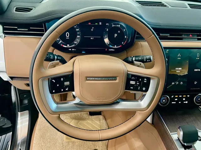 Land Rover Range Rover — Фото автомобиля 16