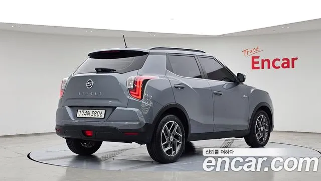 KG_Mobility_Ssangyong TIBOLI Very New Tivoli Бензин 1.5 2WD — Фото автомобиля 2