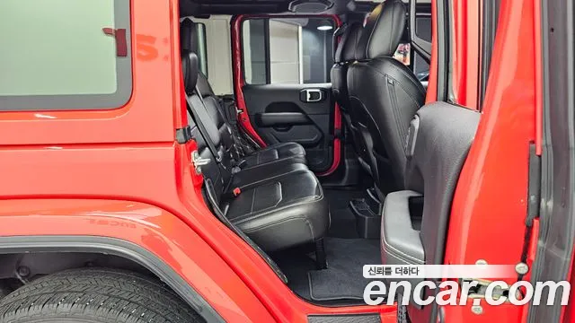 Jeep Wrangler Wrangler (JL) — Фото автомобиля 12