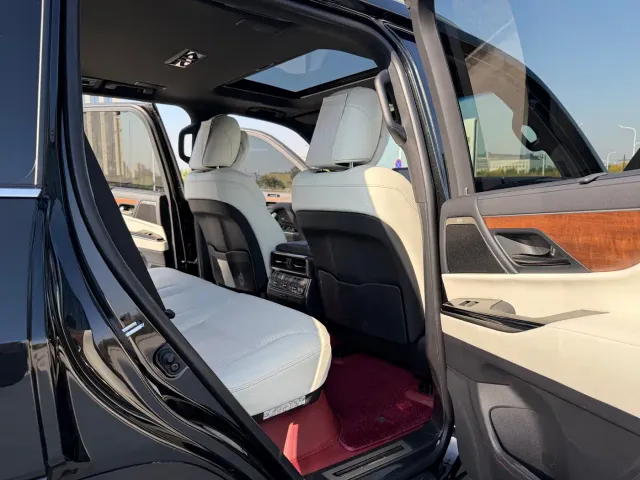 Lexus LX — Фото автомобиля 18